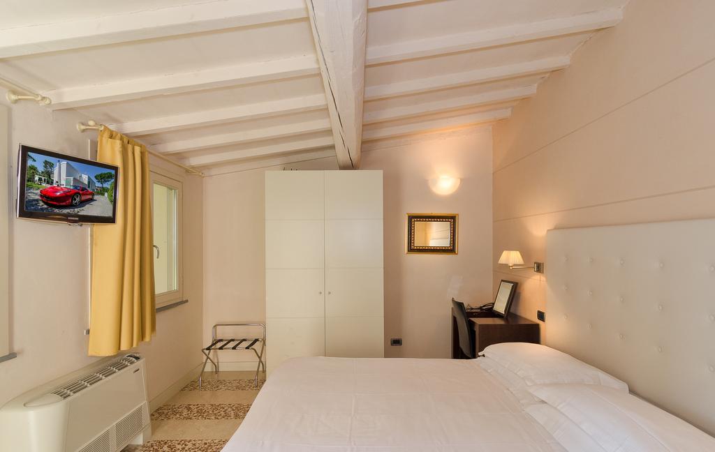 Hotel Novecento Πίζα Εξωτερικό φωτογραφία