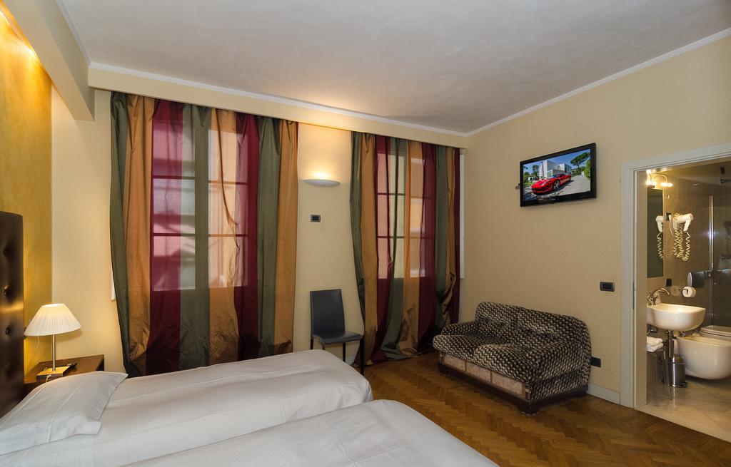 Hotel Novecento Πίζα Εξωτερικό φωτογραφία